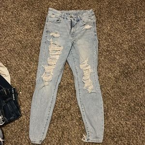 American eagle pair of jeans size 6 short